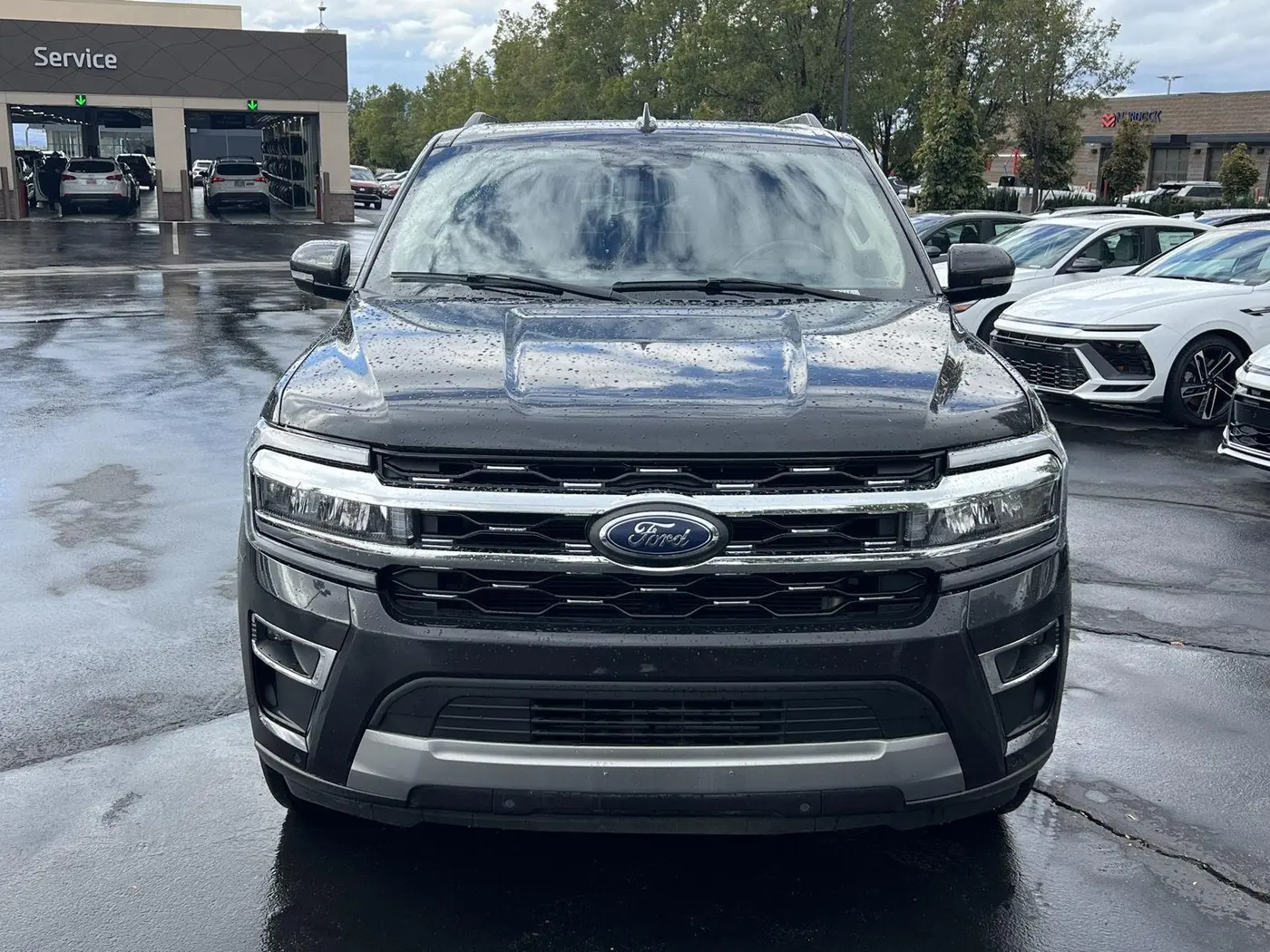 2024 Ford Expedition - $42,524