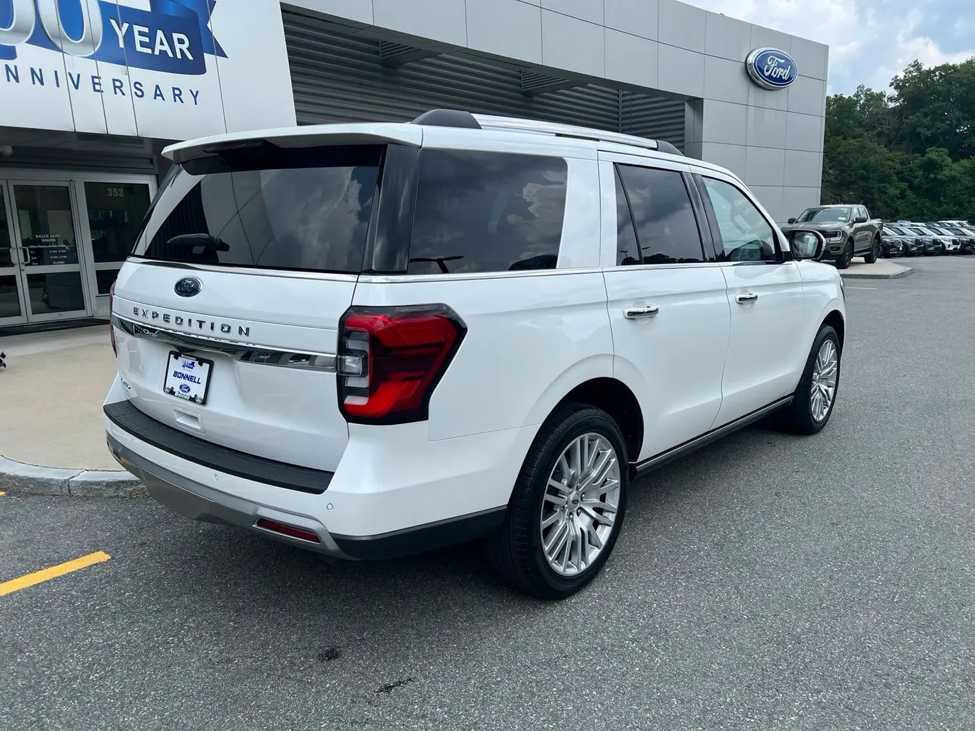 2024 Ford Expedition - $56,990