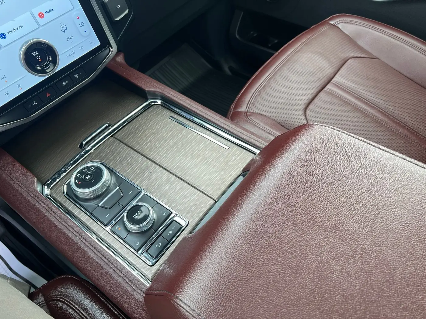 2024 Ford Expedition - $56,990