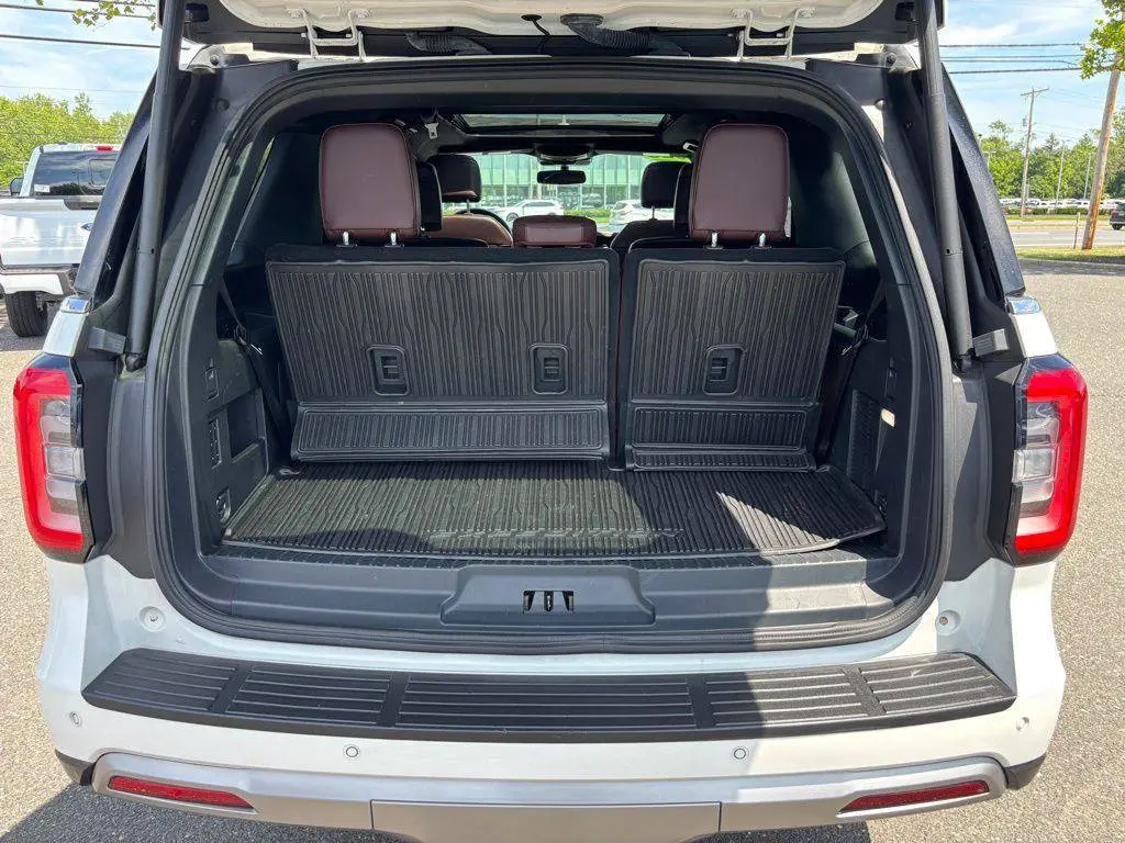2023 Ford Expedition - $45,995
