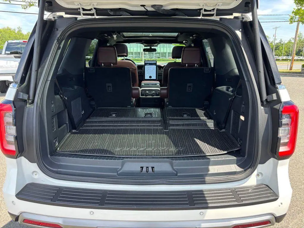 2023 Ford Expedition - $45,995