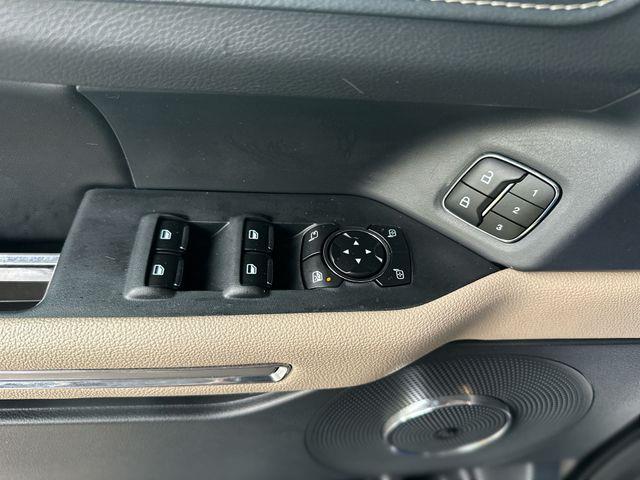 2023 Ford Expedition - $37,905