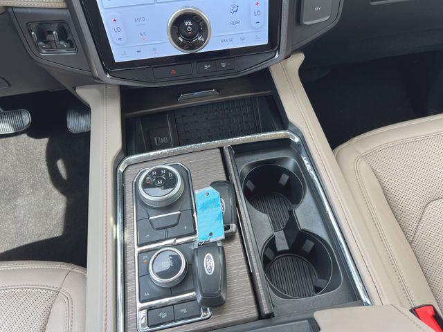 2023 Ford Expedition - $54,775