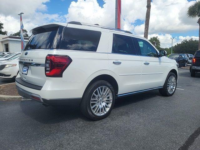 2024 Ford Expedition Limited — photo 1 of 3