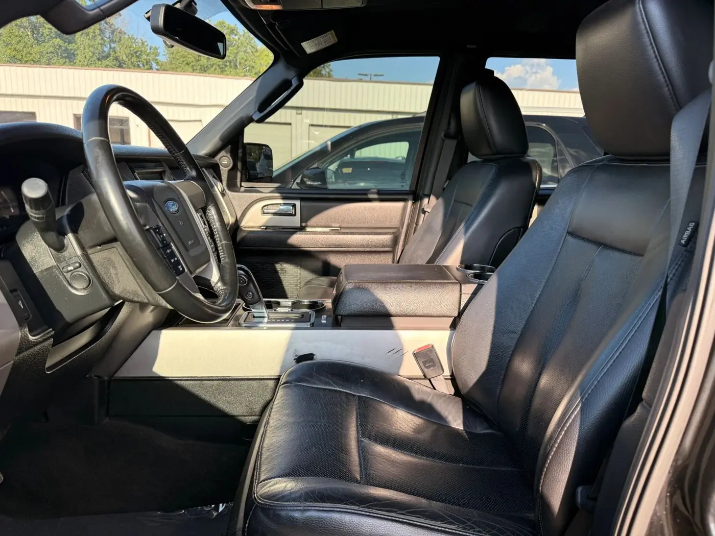 2017 Ford Expedition - $9,950