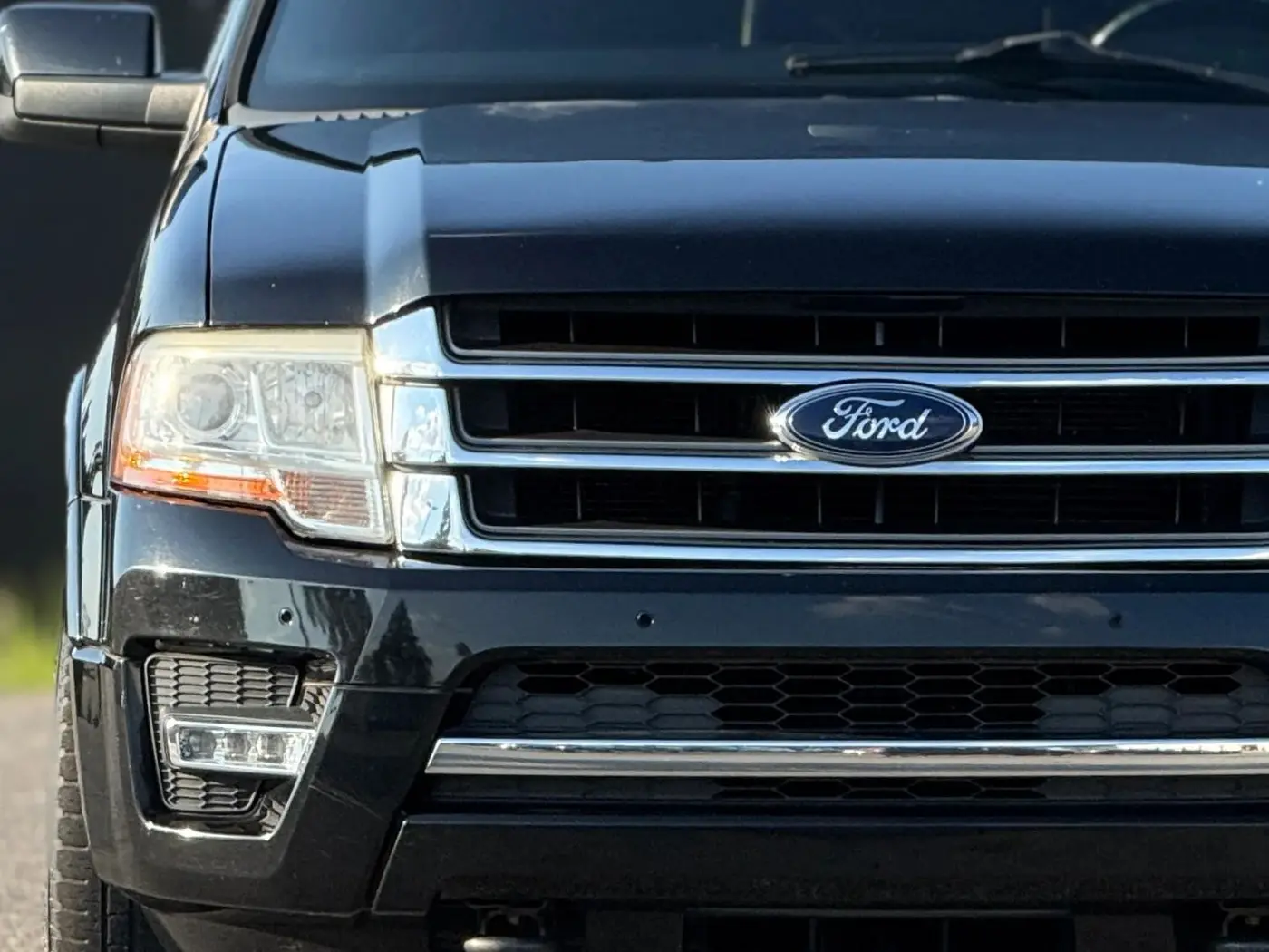 2017 Ford Expedition - $9,950