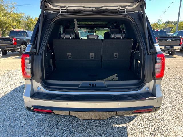 2022 Ford Expedition - $42,900