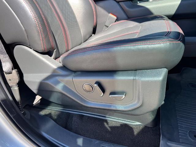 2022 Ford Expedition - $42,900