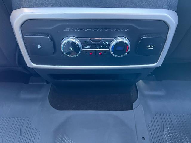 2022 Ford Expedition - $42,900
