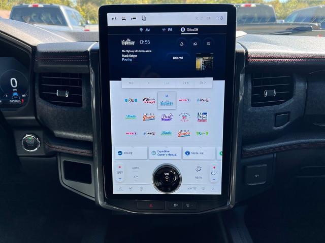 2022 Ford Expedition - $42,900