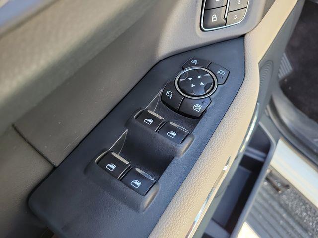 2022 Ford Expedition - $29,988