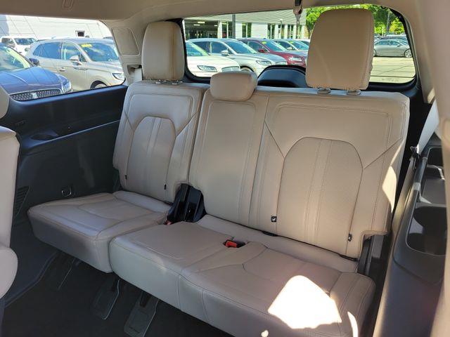 2022 Ford Expedition - $29,988