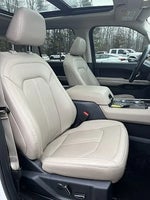 2022 Expedition Thumbnail 8