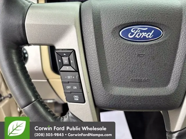 2017 Ford Expedition - $14,393