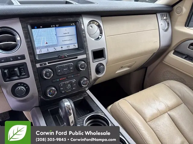 2017 Ford Expedition - $14,393