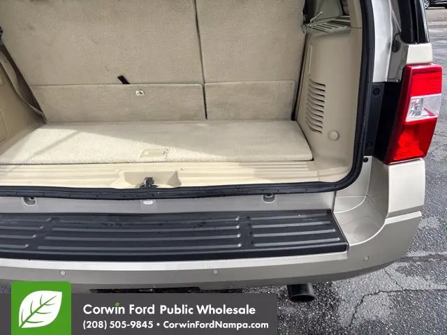 2017 Ford Expedition - $14,393