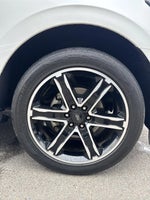 2020 Expedition Thumbnail 18