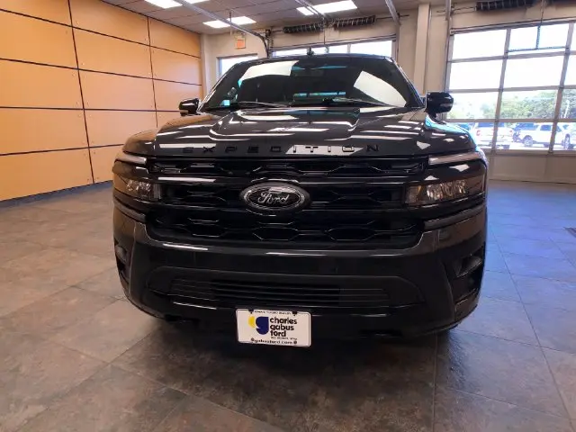 2022 Ford Expedition - $45,563