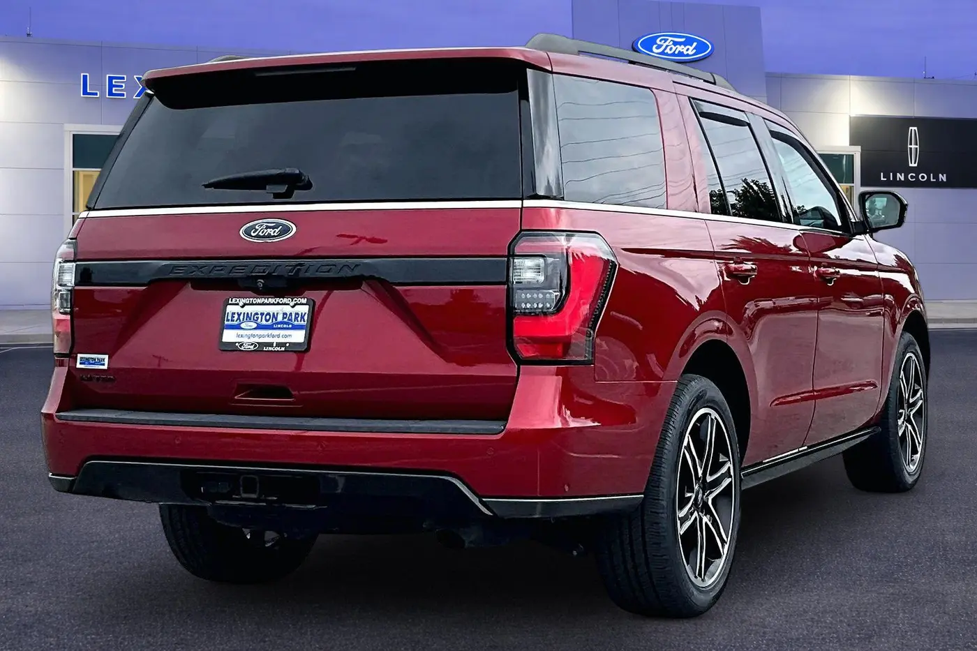 2019 Ford Expedition - $26,900
