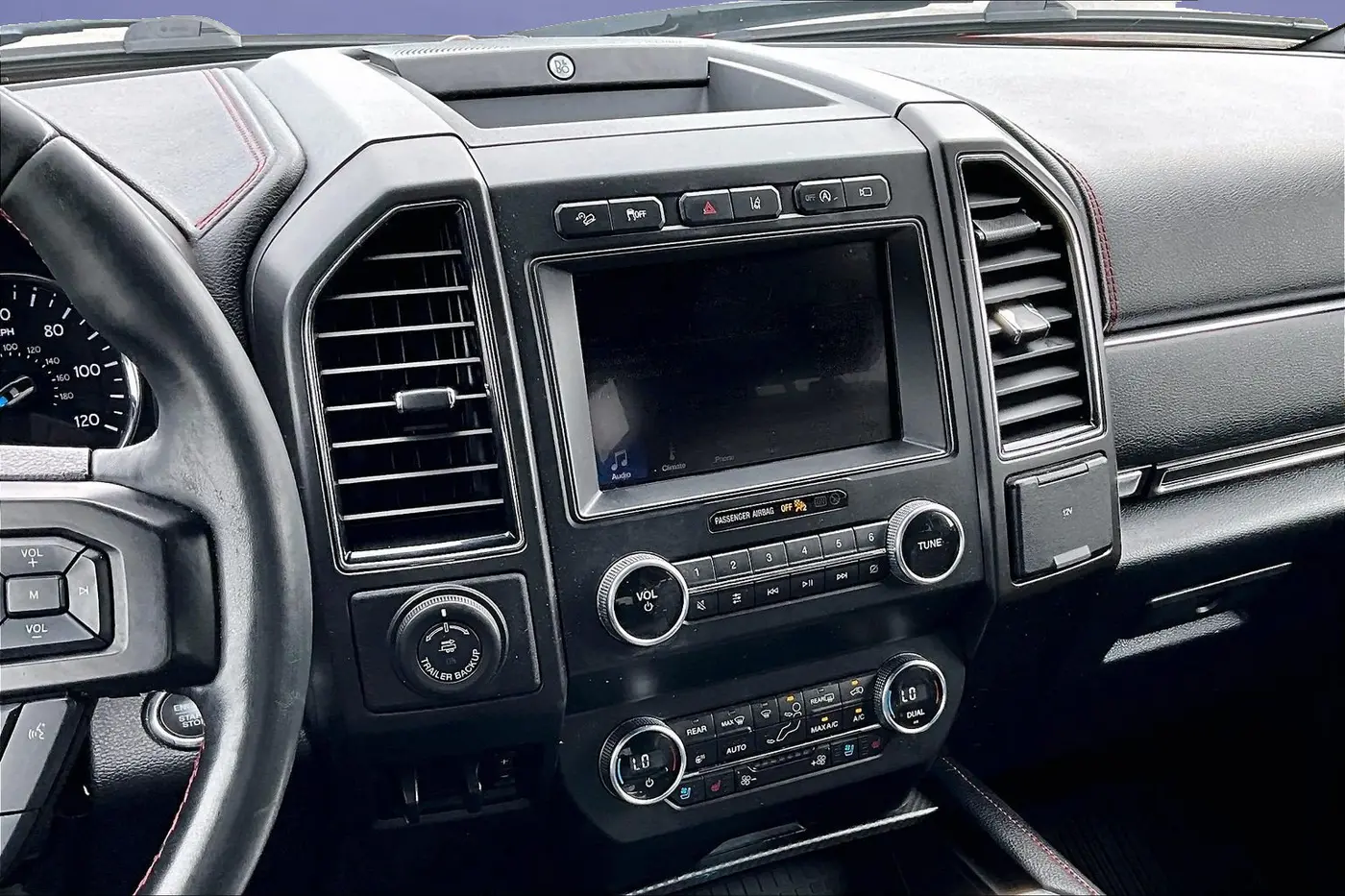 2019 Ford Expedition - $26,900
