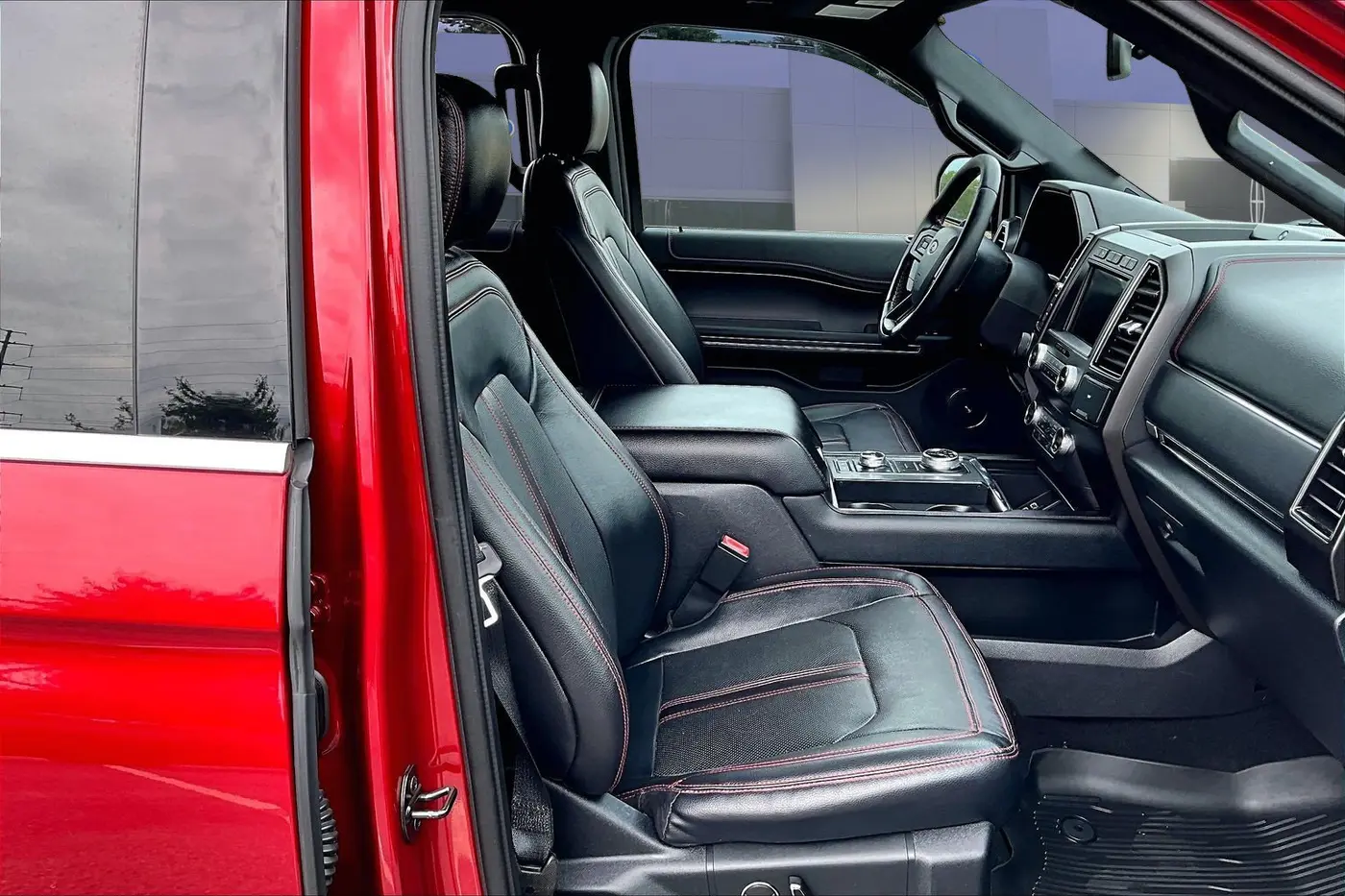 2019 Ford Expedition - $26,900