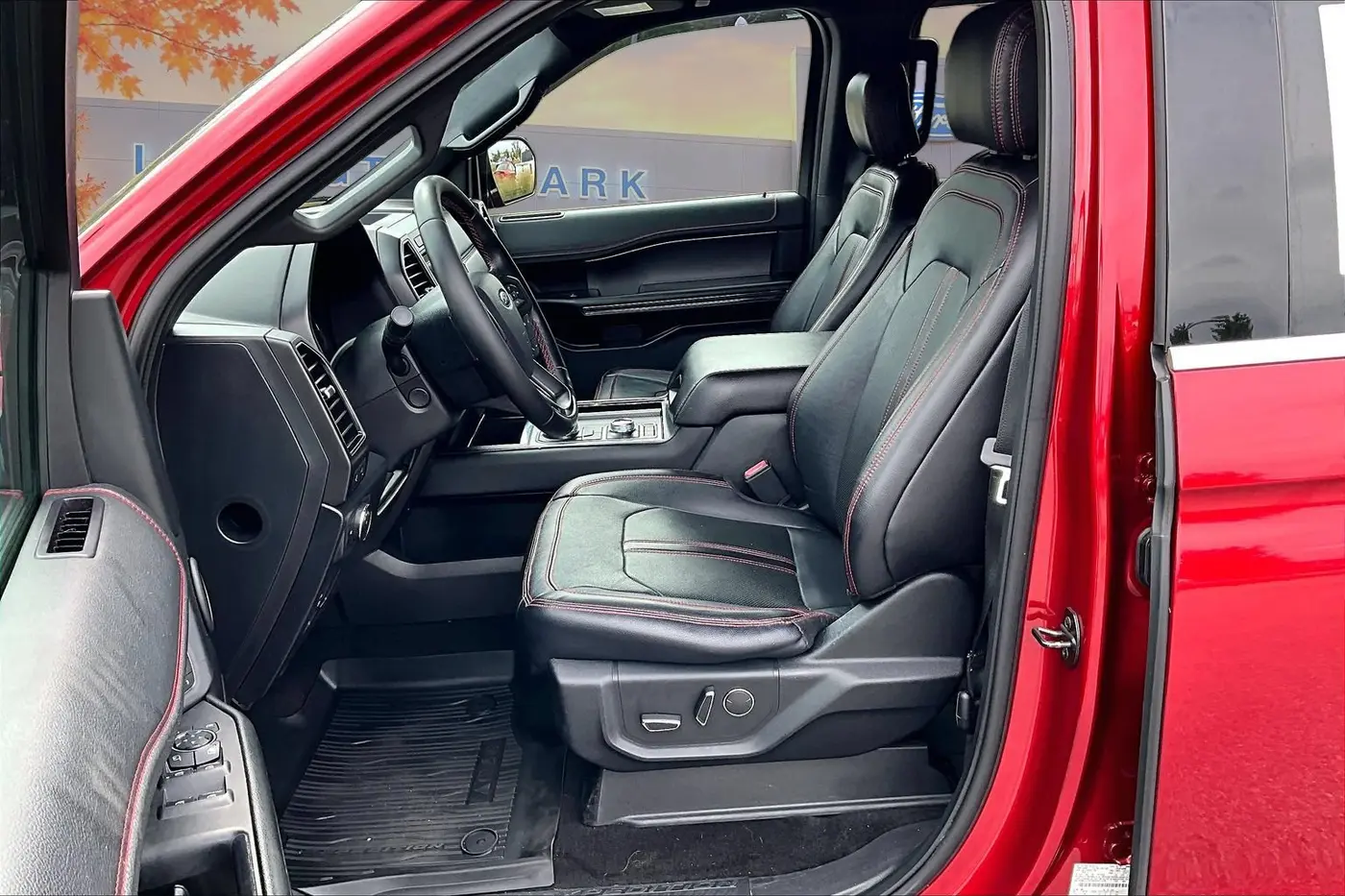 2019 Ford Expedition - $26,900