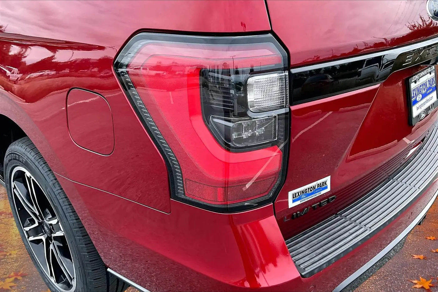 2019 Ford Expedition - $26,900