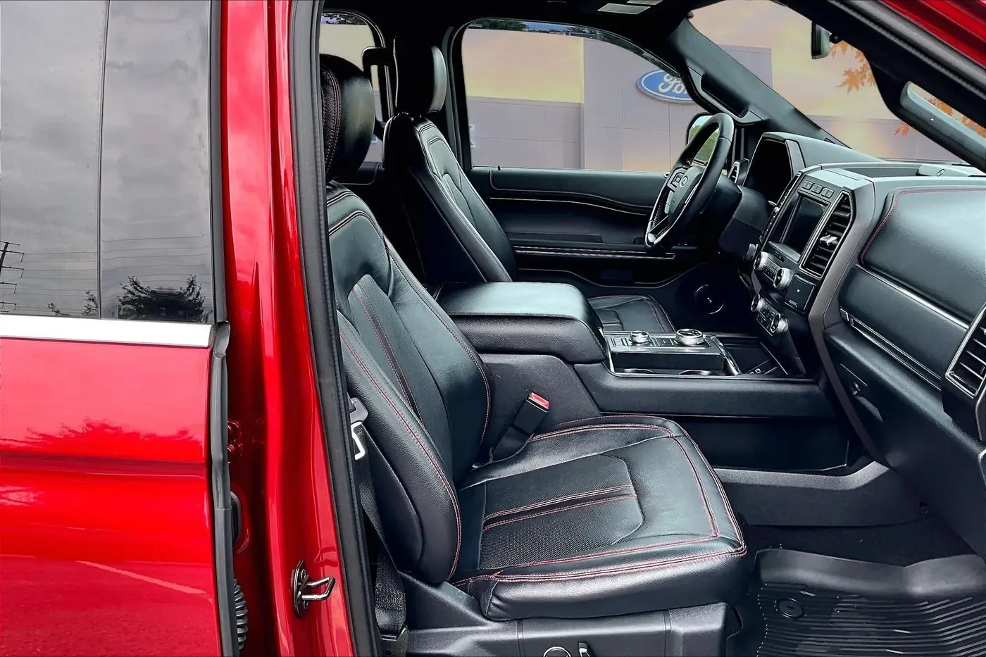 2019 Ford Expedition - $26,900