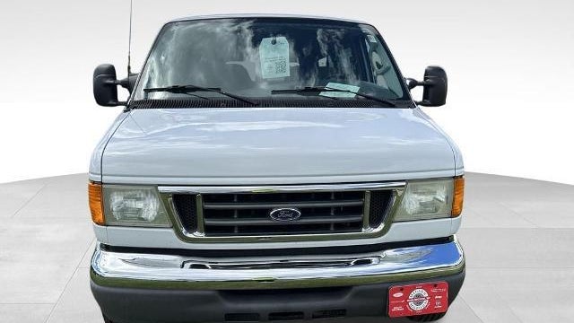 2006 Ford E-Series E-350 SD Chateau
