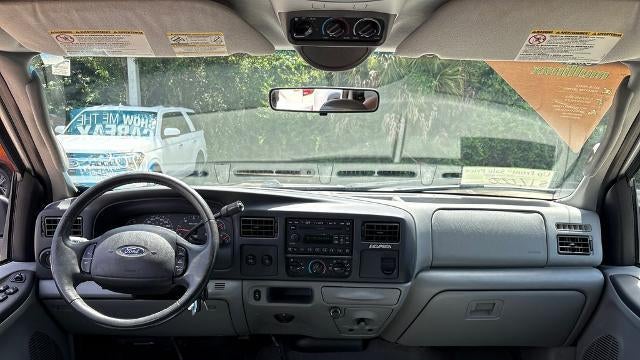 2005 Ford Excursion XLS