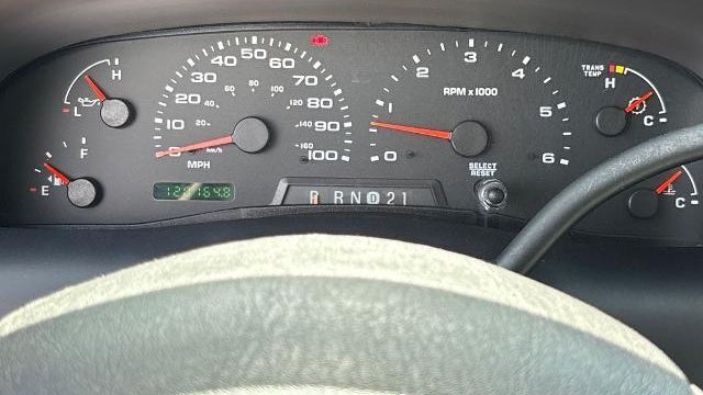 2005 Ford Excursion XLS
