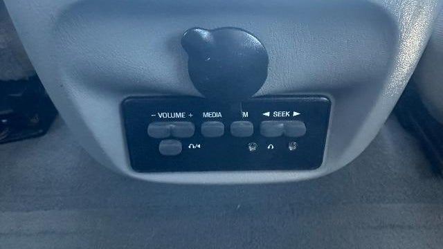 2004 Ford Excursion XLS