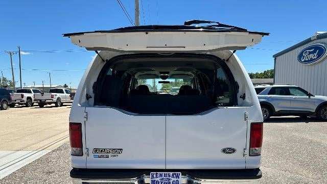 2004 Ford Excursion XLS