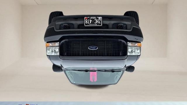 2004 Ford Excursion XLS