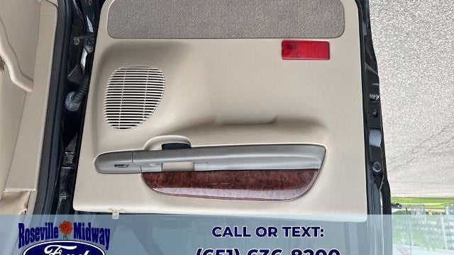 2004 Ford Excursion XLS