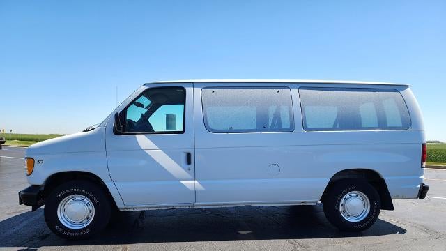 2001 Ford E-Series E-150 XL