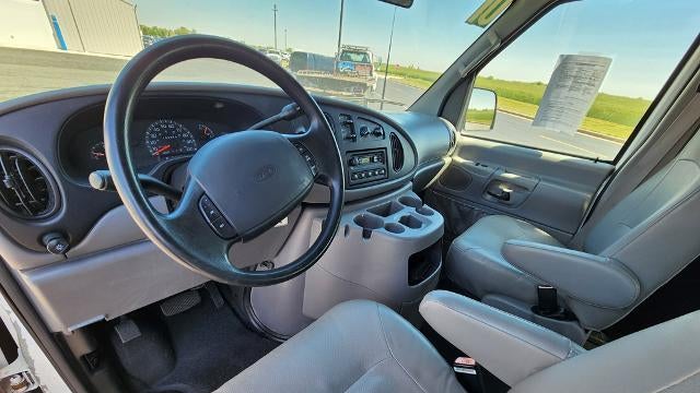 2001 Ford E-Series E-150 XL
