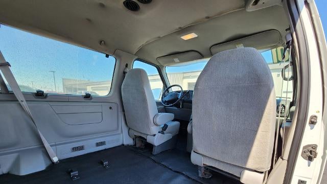 2001 Ford E-Series E-150 XL