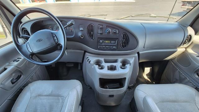 2001 Ford E-Series E-150 XL
