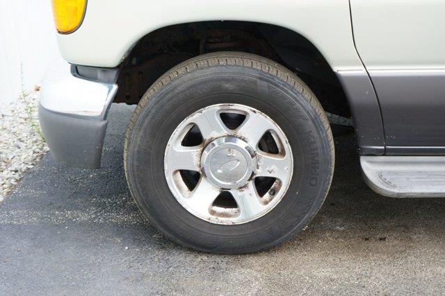2006 Ford E-150 - $8,000