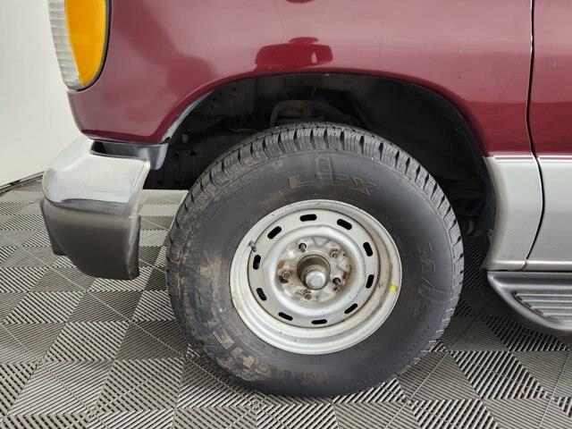 2003 Ford E-150 - $9,794