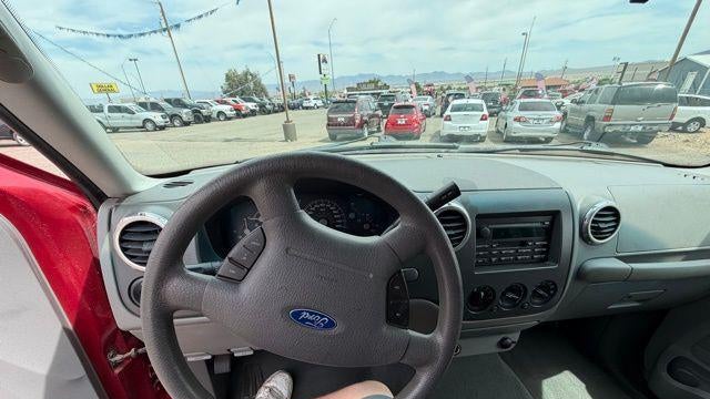 2004 Ford Expedition XLS