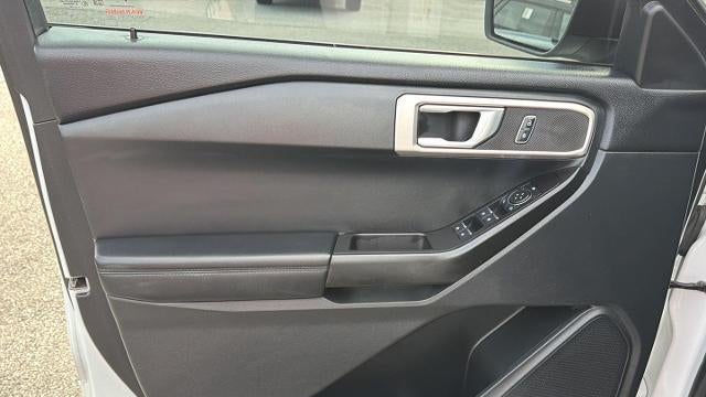2020 Ford Explorer Base
