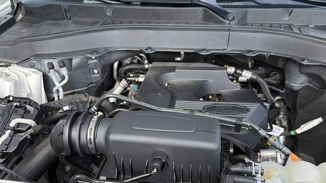 2020 Ford Explorer Base
