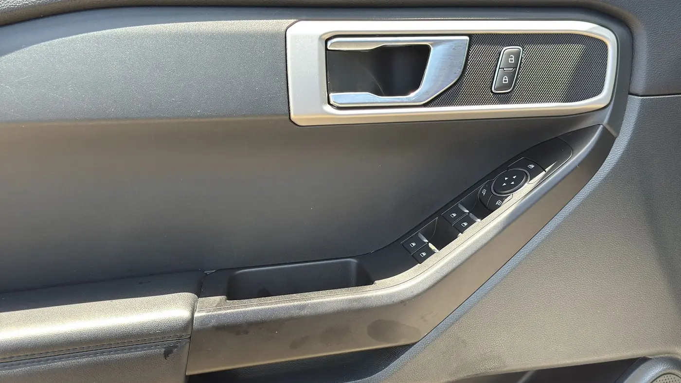 2021 Ford Explorer Base