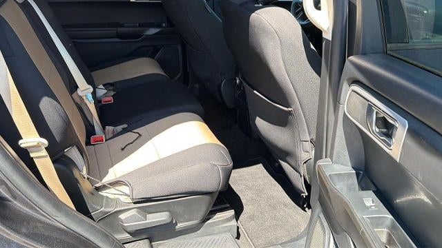 2020 Ford Explorer Base