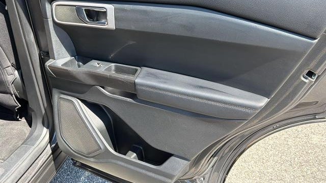 2020 Ford Explorer Base
