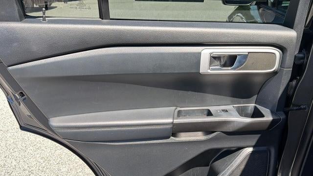 2020 Ford Explorer Base