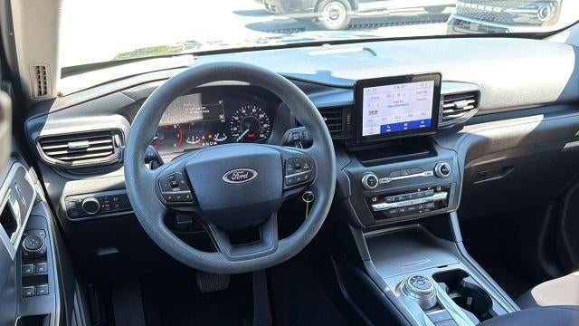 2020 Ford Explorer Base