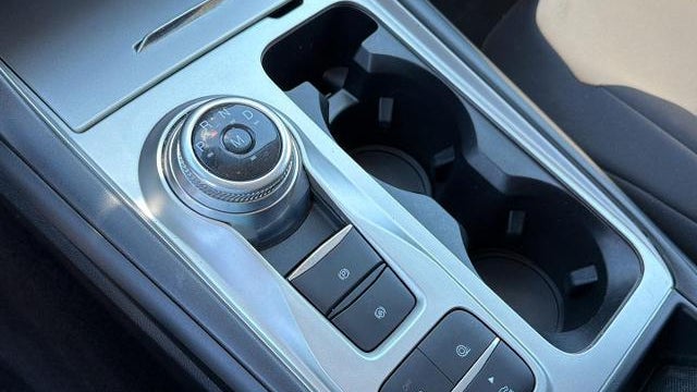 2020 Ford Explorer Base